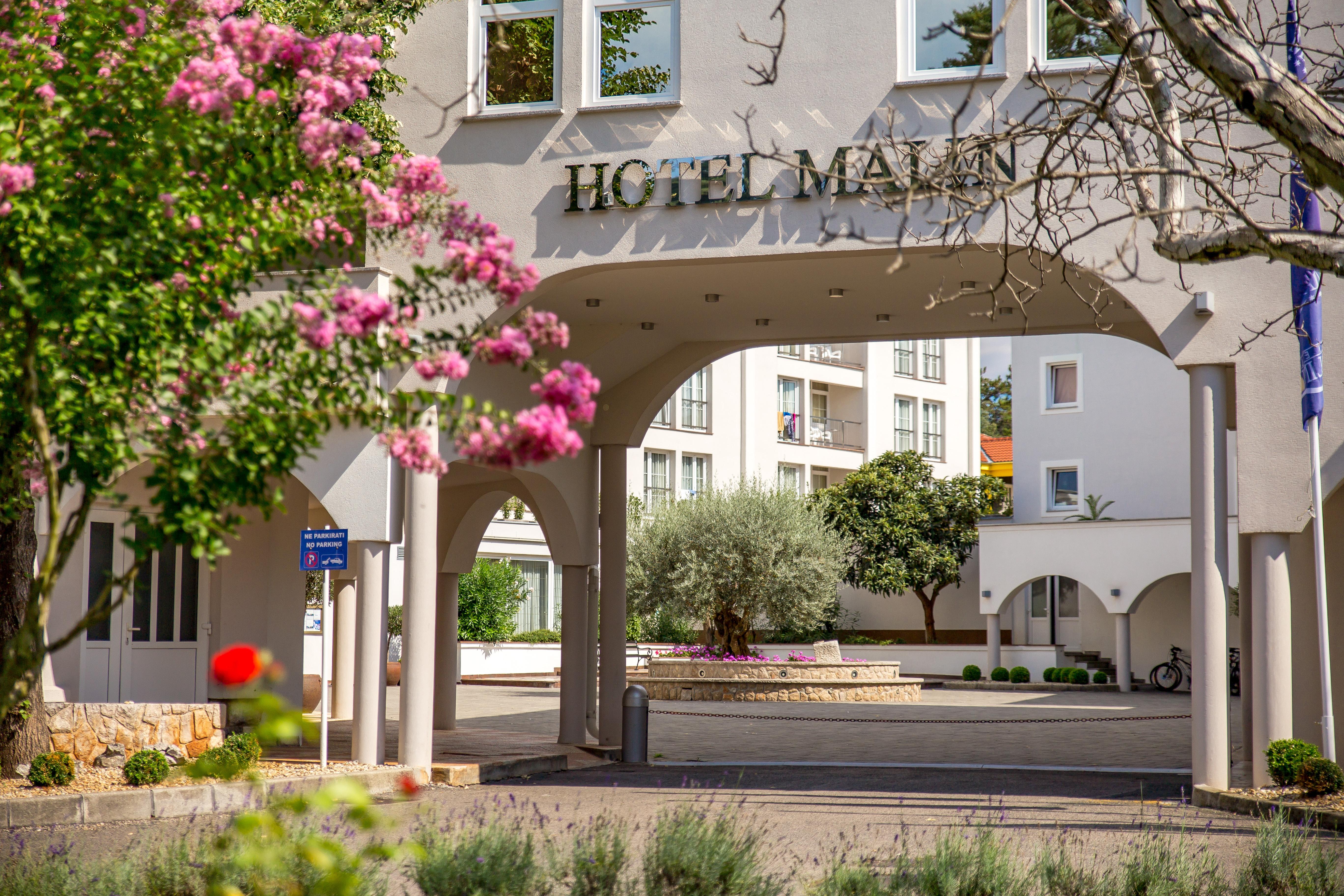 Hotel Malin Malinska Esterno foto